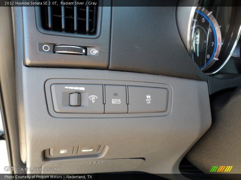 Radiant Silver / Gray 2012 Hyundai Sonata SE 2.0T