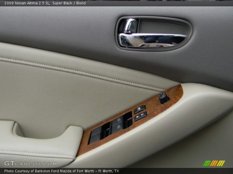 Super Black / Blond 2009 Nissan Altima 2.5 SL