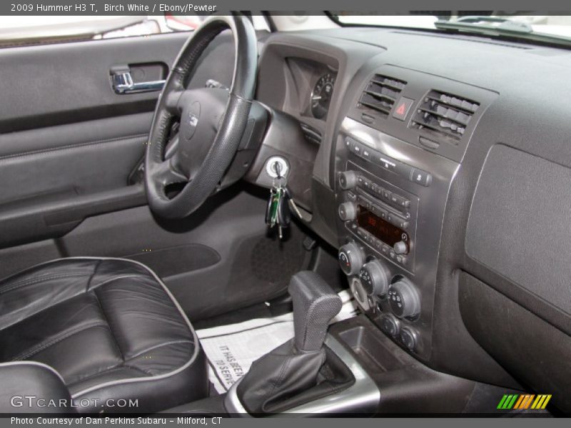  2009 H3 T Ebony/Pewter Interior