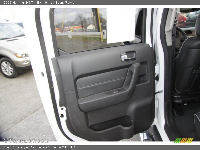 Birch White / Ebony/Pewter 2009 Hummer H3 T