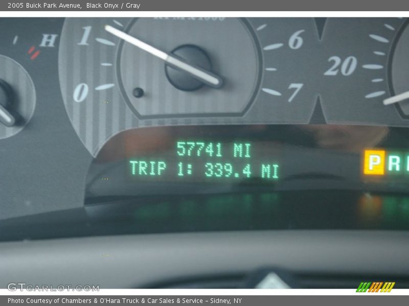 Black Onyx / Gray 2005 Buick Park Avenue