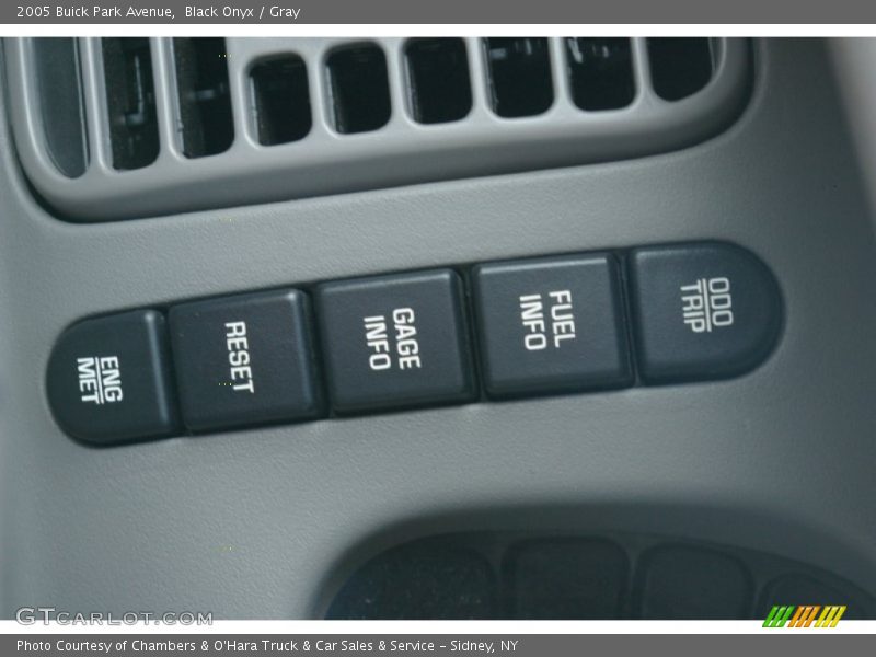 Black Onyx / Gray 2005 Buick Park Avenue