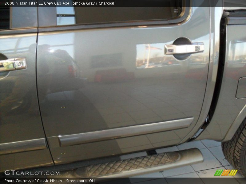 Smoke Gray / Charcoal 2008 Nissan Titan LE Crew Cab 4x4