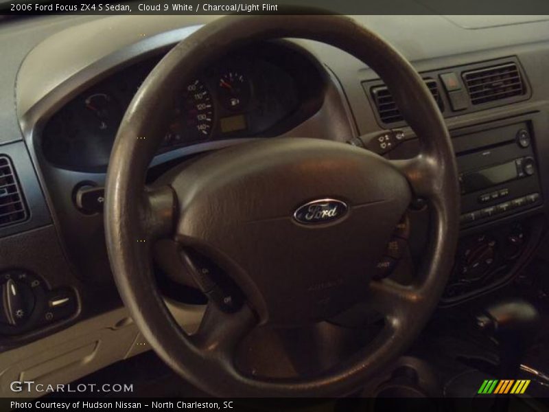Cloud 9 White / Charcoal/Light Flint 2006 Ford Focus ZX4 S Sedan