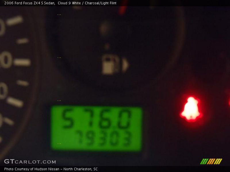 Cloud 9 White / Charcoal/Light Flint 2006 Ford Focus ZX4 S Sedan