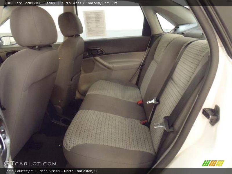 Cloud 9 White / Charcoal/Light Flint 2006 Ford Focus ZX4 S Sedan