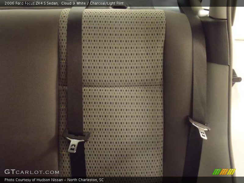 Cloud 9 White / Charcoal/Light Flint 2006 Ford Focus ZX4 S Sedan