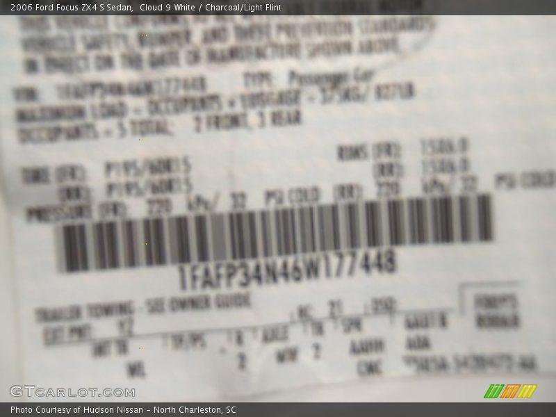 Cloud 9 White / Charcoal/Light Flint 2006 Ford Focus ZX4 S Sedan