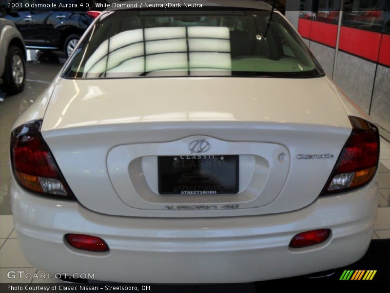 White Diamond / Neutral/Dark Neutral 2003 Oldsmobile Aurora 4.0