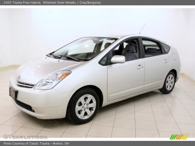 Millenium Silver Metallic / Gray/Burgundy 2005 Toyota Prius Hybrid