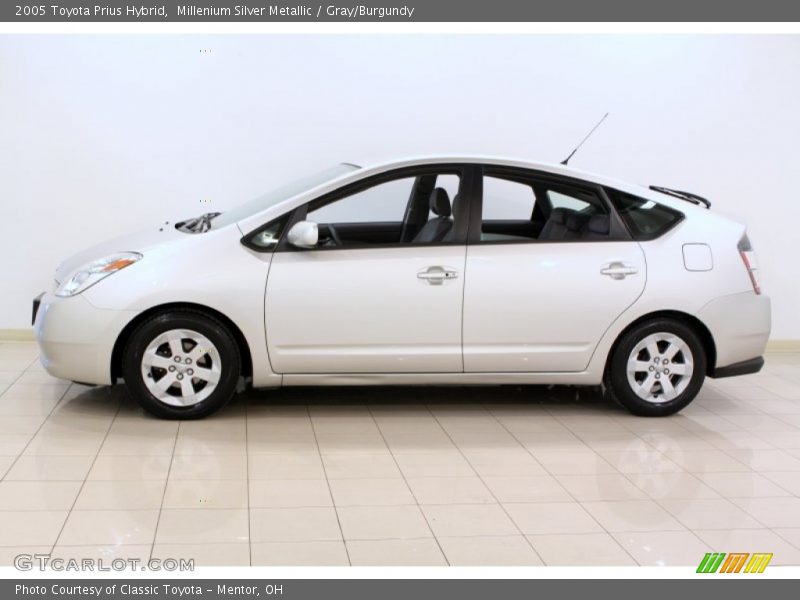 Millenium Silver Metallic / Gray/Burgundy 2005 Toyota Prius Hybrid