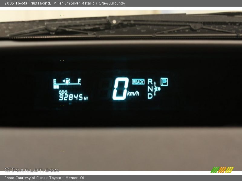 Millenium Silver Metallic / Gray/Burgundy 2005 Toyota Prius Hybrid