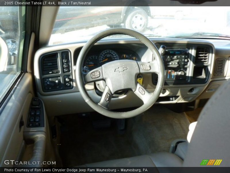 Black / Tan/Neutral 2005 Chevrolet Tahoe LT 4x4