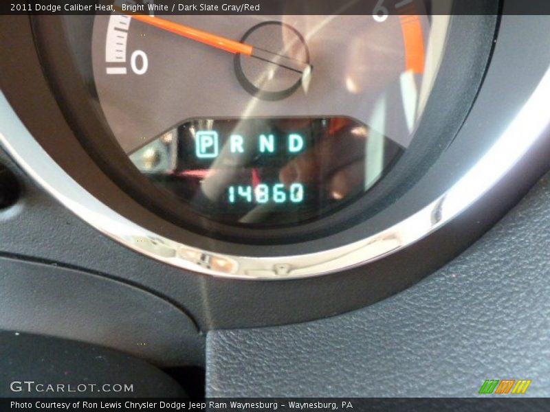 Bright White / Dark Slate Gray/Red 2011 Dodge Caliber Heat