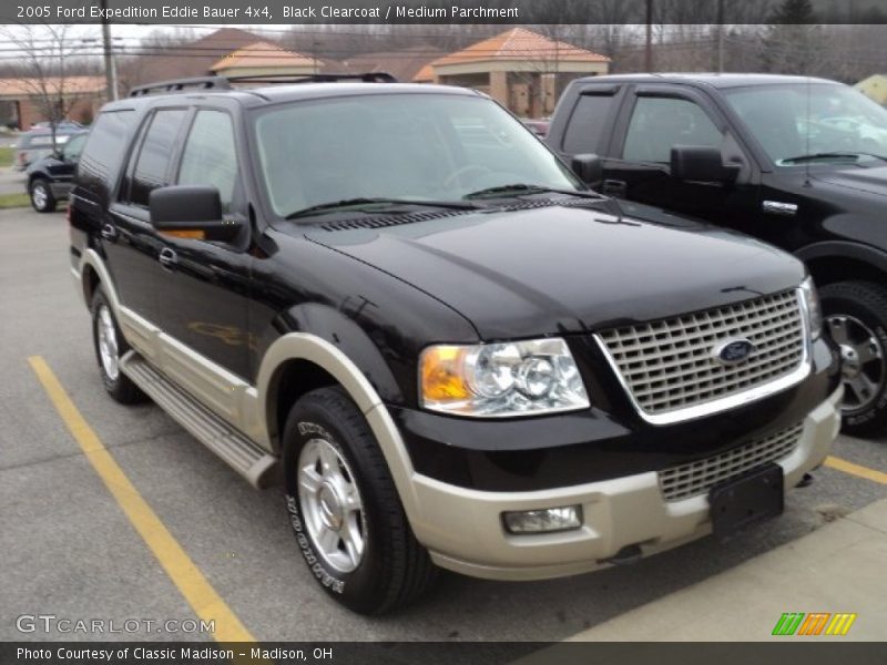 Black Clearcoat / Medium Parchment 2005 Ford Expedition Eddie Bauer 4x4