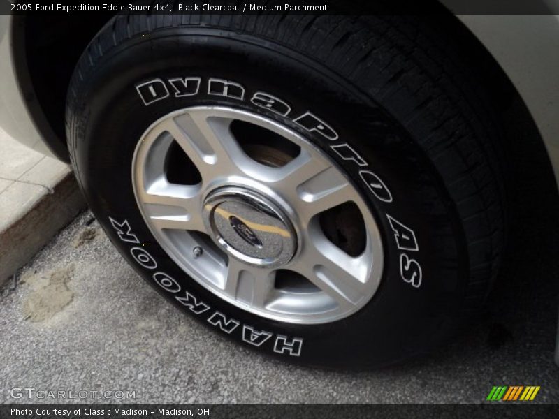 Black Clearcoat / Medium Parchment 2005 Ford Expedition Eddie Bauer 4x4