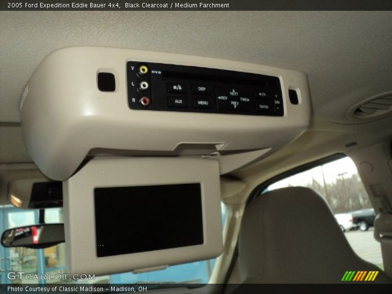 Black Clearcoat / Medium Parchment 2005 Ford Expedition Eddie Bauer 4x4