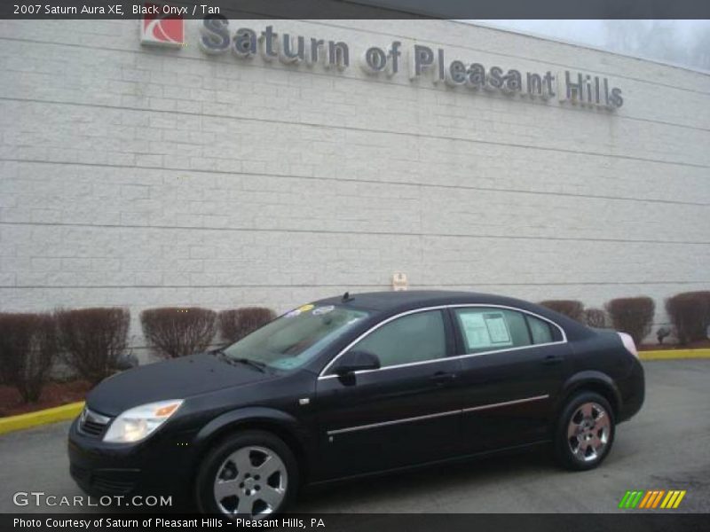 Black Onyx / Tan 2007 Saturn Aura XE