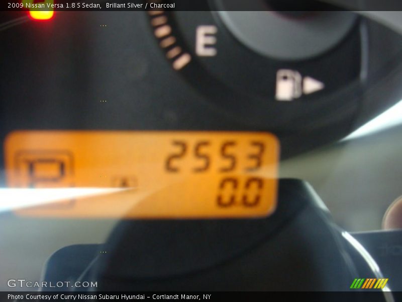 Brillant Silver / Charcoal 2009 Nissan Versa 1.8 S Sedan