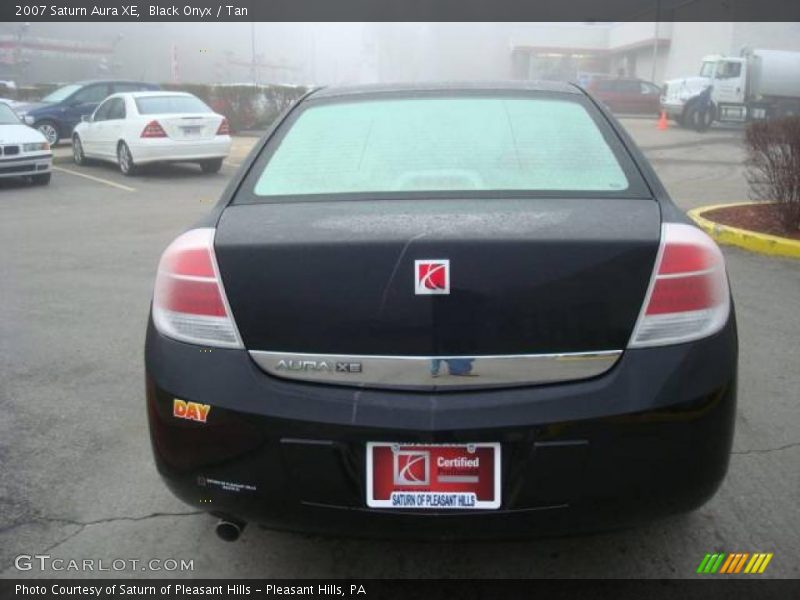 Black Onyx / Tan 2007 Saturn Aura XE