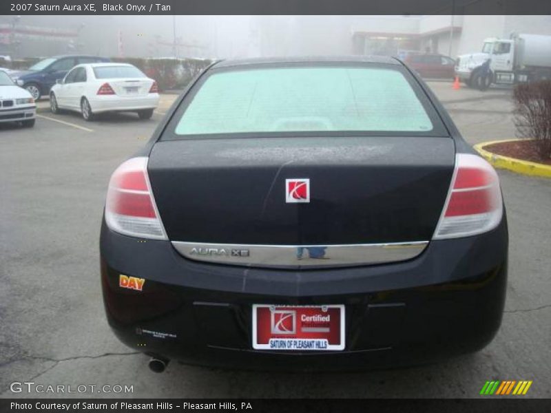 Black Onyx / Tan 2007 Saturn Aura XE