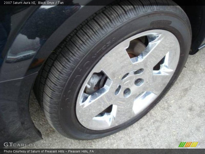 Black Onyx / Tan 2007 Saturn Aura XE
