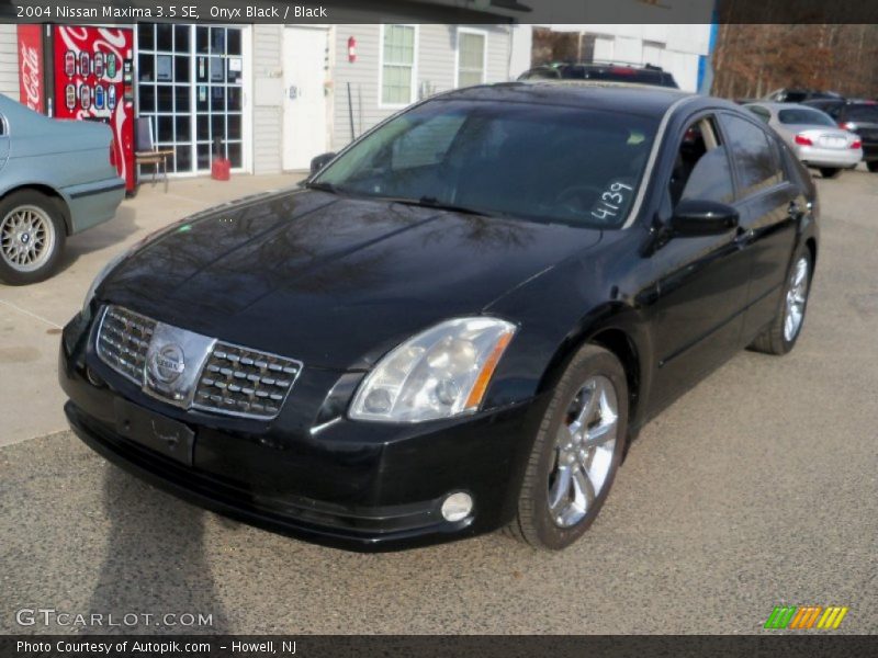 Onyx Black / Black 2004 Nissan Maxima 3.5 SE