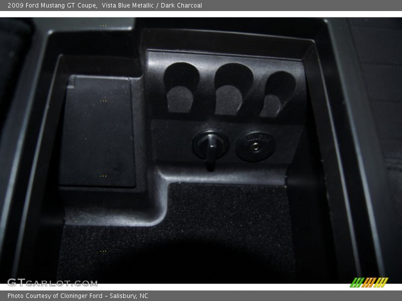 Vista Blue Metallic / Dark Charcoal 2009 Ford Mustang GT Coupe