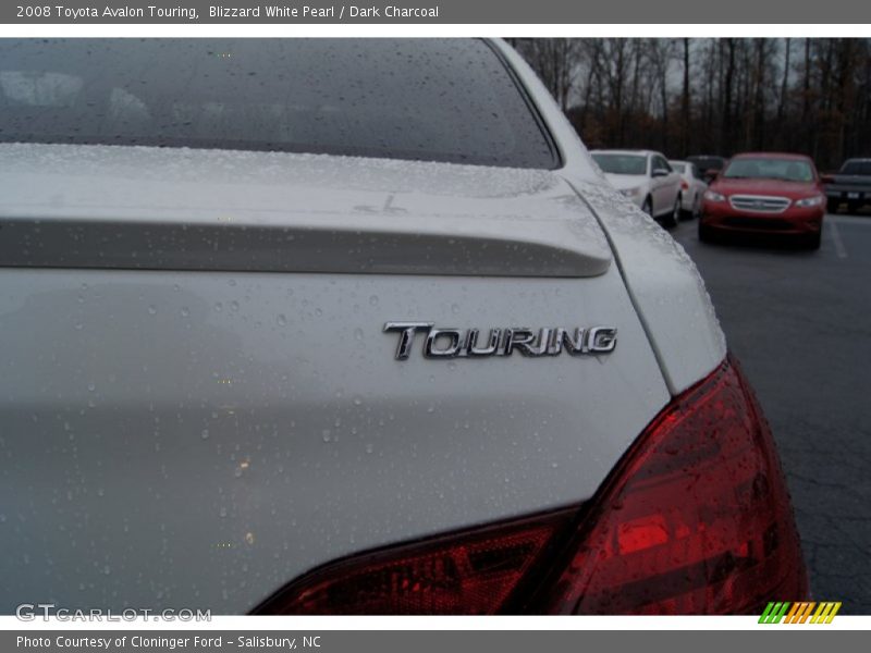 Blizzard White Pearl / Dark Charcoal 2008 Toyota Avalon Touring