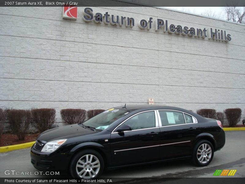 Black Onyx / Gray 2007 Saturn Aura XE