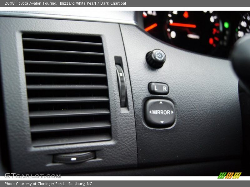Blizzard White Pearl / Dark Charcoal 2008 Toyota Avalon Touring