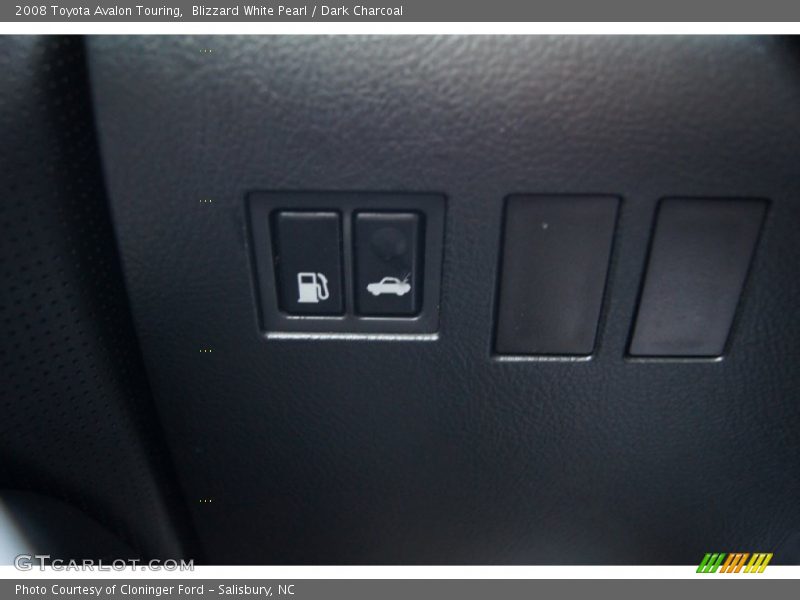 Blizzard White Pearl / Dark Charcoal 2008 Toyota Avalon Touring