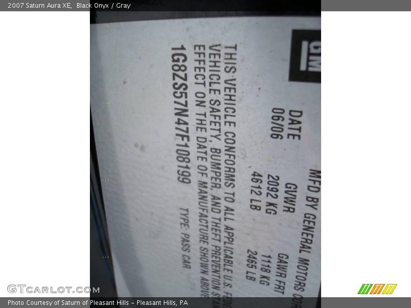 Black Onyx / Gray 2007 Saturn Aura XE