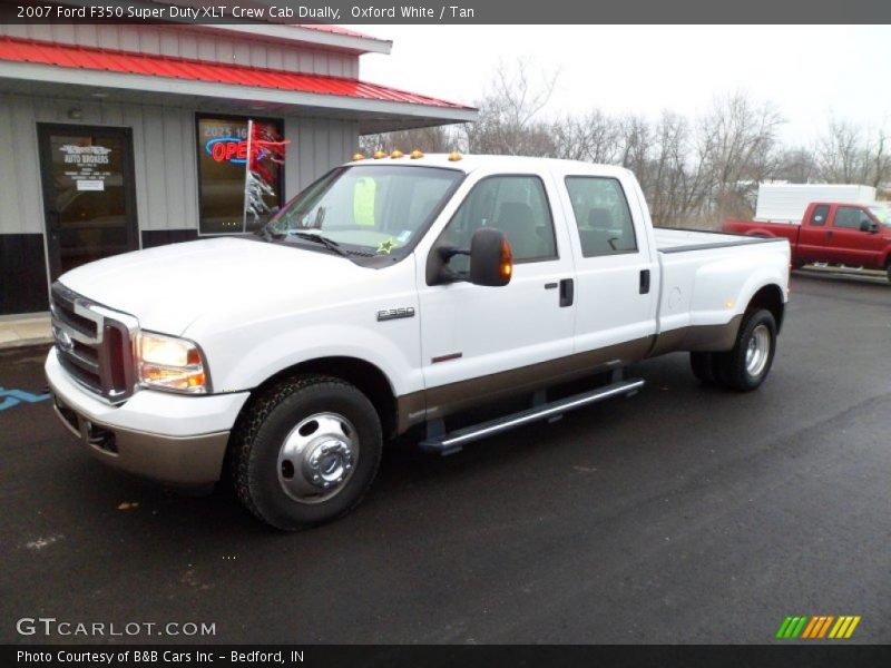 Oxford White / Tan 2007 Ford F350 Super Duty XLT Crew Cab Dually
