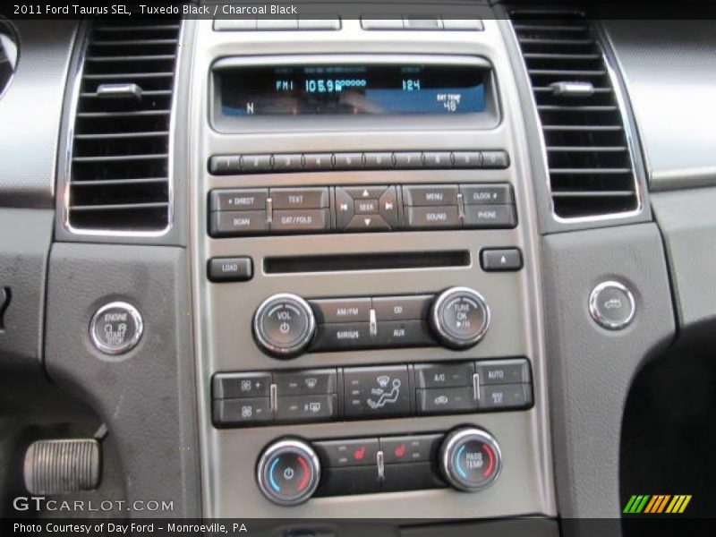 Tuxedo Black / Charcoal Black 2011 Ford Taurus SEL