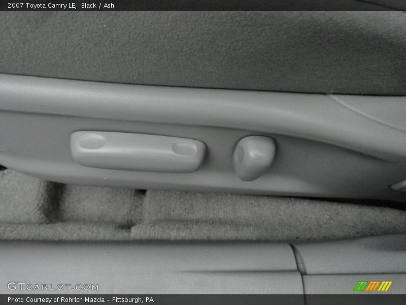 Black / Ash 2007 Toyota Camry LE