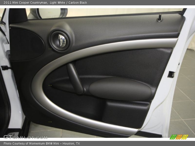 Light White / Carbon Black 2011 Mini Cooper Countryman