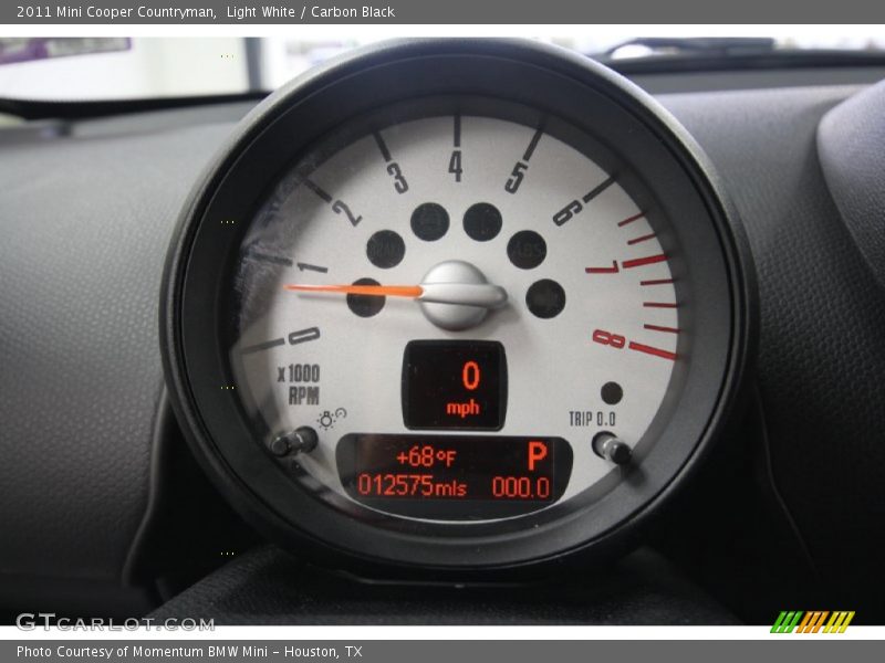 Light White / Carbon Black 2011 Mini Cooper Countryman