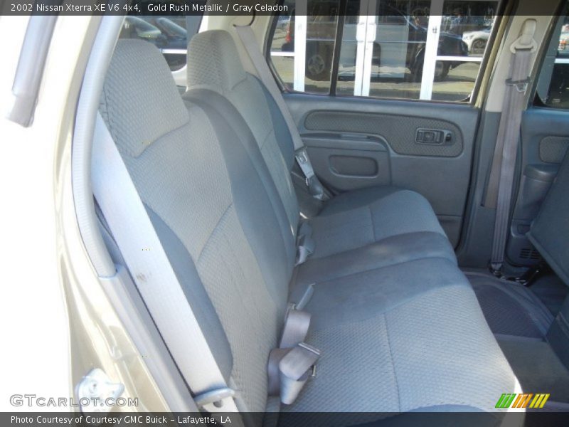 Gold Rush Metallic / Gray Celadon 2002 Nissan Xterra XE V6 4x4