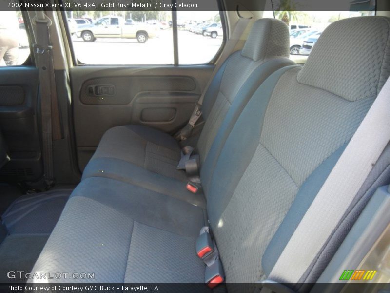 Gold Rush Metallic / Gray Celadon 2002 Nissan Xterra XE V6 4x4