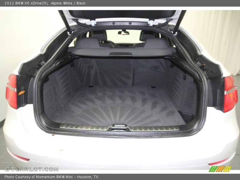  2011 X6 xDrive35i Trunk