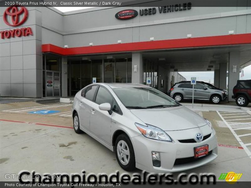 Classic Silver Metallic / Dark Gray 2010 Toyota Prius Hybrid IV