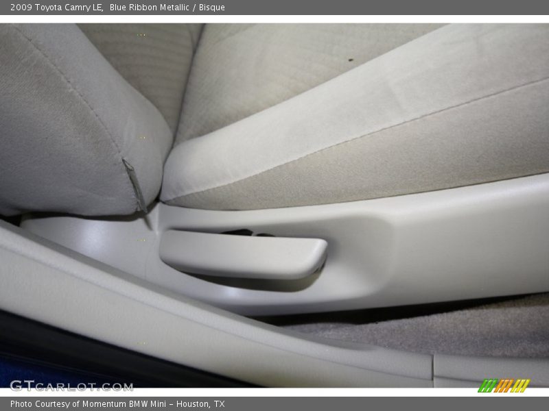 Blue Ribbon Metallic / Bisque 2009 Toyota Camry LE