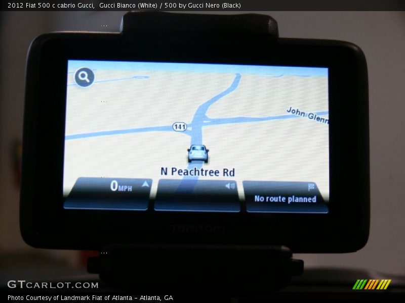 Navigation of 2012 500 c cabrio Gucci