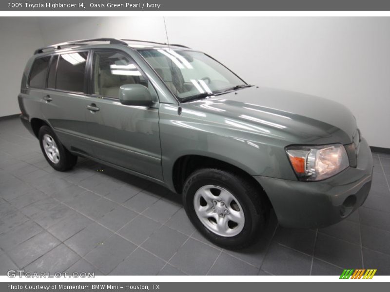 Oasis Green Pearl / Ivory 2005 Toyota Highlander I4