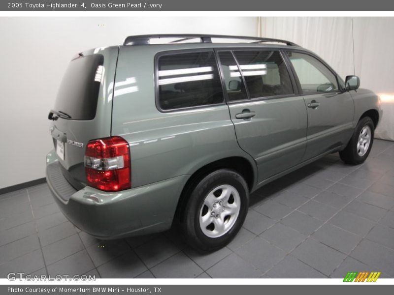 Oasis Green Pearl / Ivory 2005 Toyota Highlander I4