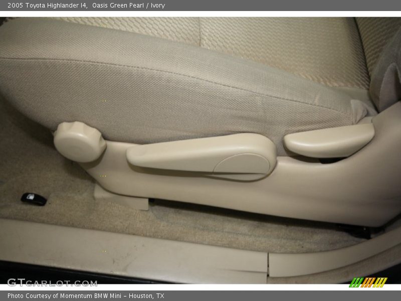 Oasis Green Pearl / Ivory 2005 Toyota Highlander I4