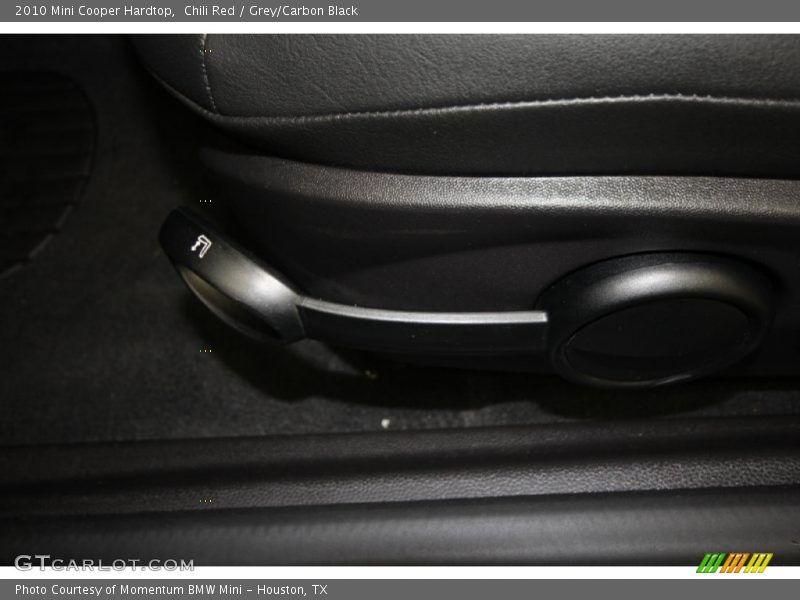 Chili Red / Grey/Carbon Black 2010 Mini Cooper Hardtop