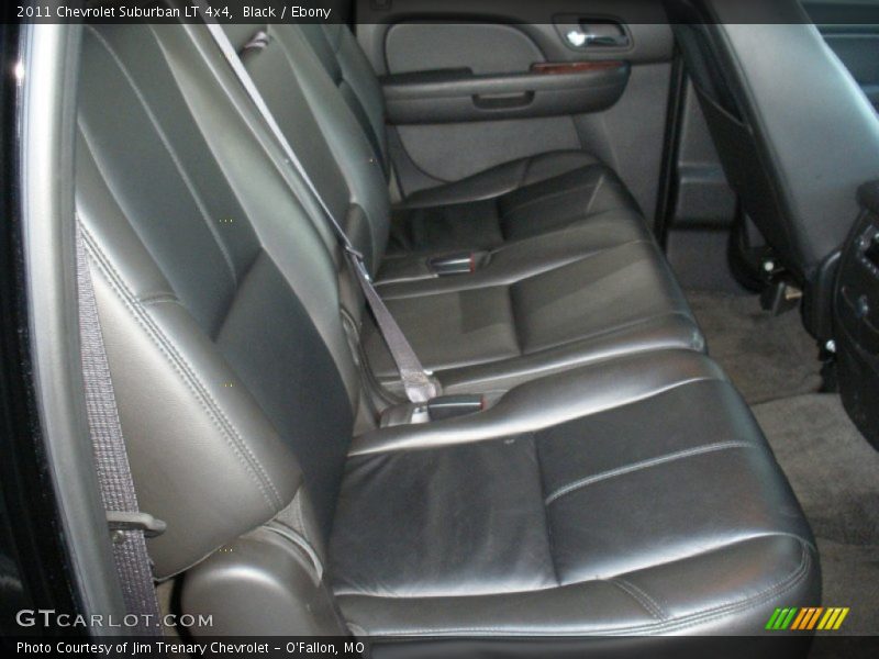 Black / Ebony 2011 Chevrolet Suburban LT 4x4