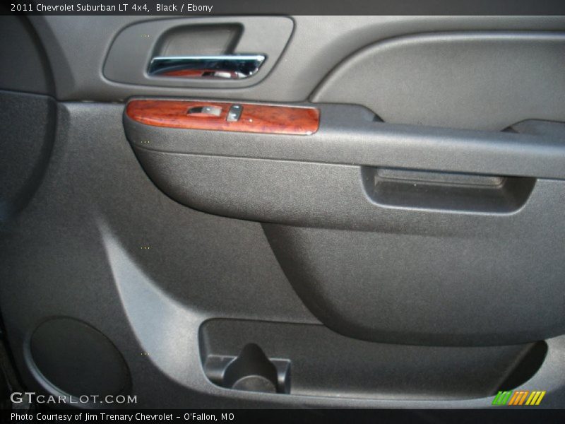 Black / Ebony 2011 Chevrolet Suburban LT 4x4